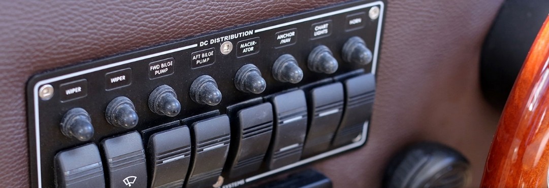 Switch Panels, Battery Switches & Battery Monitoring