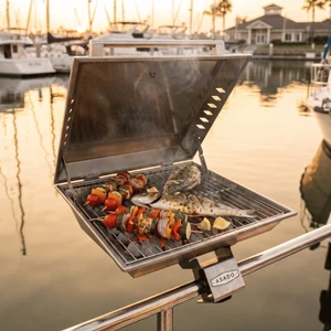 Asado Railmount Boat Barbecue with Lid