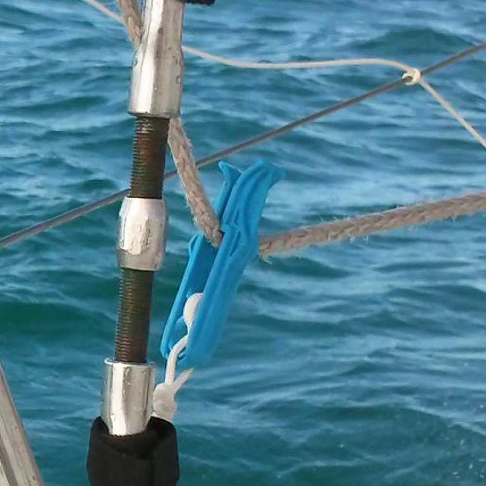 Spinnaker Halyard Clip