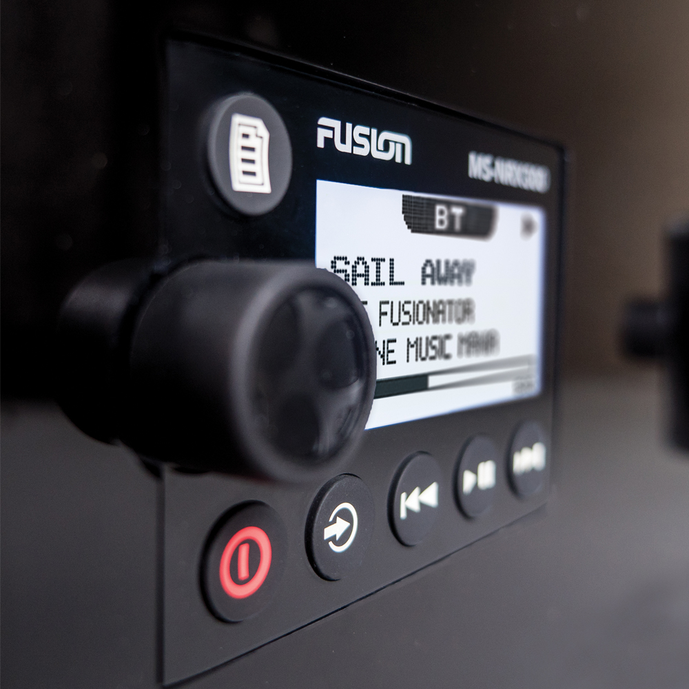 MS-BB300R Marine Black Box with Wired Remote