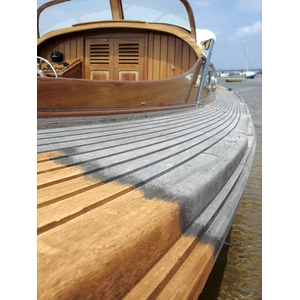 Owatrol Deck Cleaner & Brightener 1 Litre 