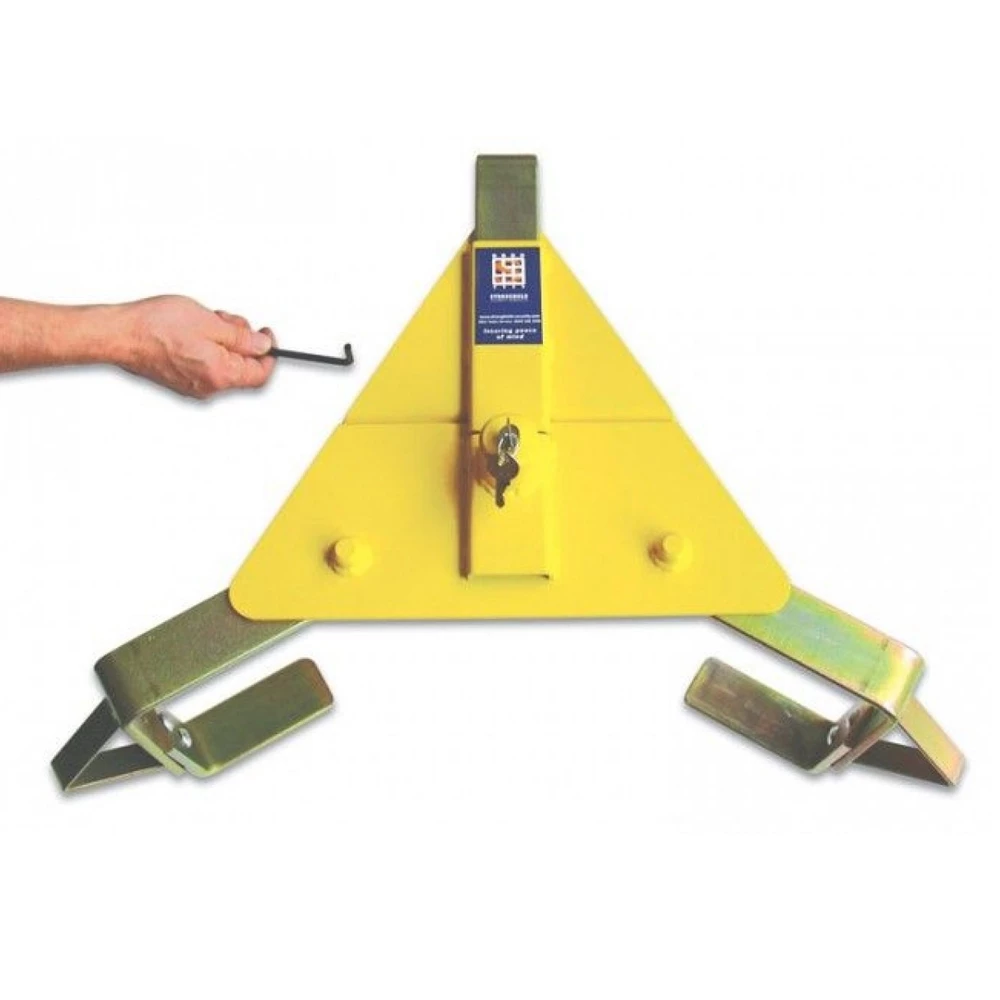 Stronghold Triangular Wheel Clamp
