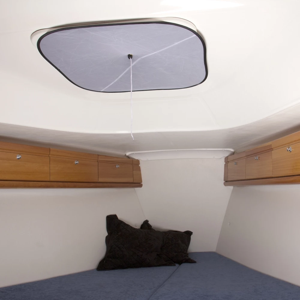 Blackout Blind w/Ventilation - Hatch