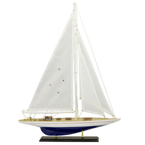 Model Yacht - J-Class