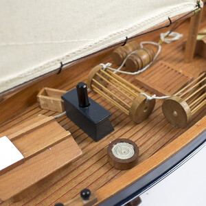 Model Boat - Gaff-Rigged Fishing Boat