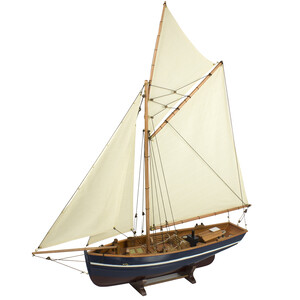 Model Boat - Gaff-Rigged Fishing Boat