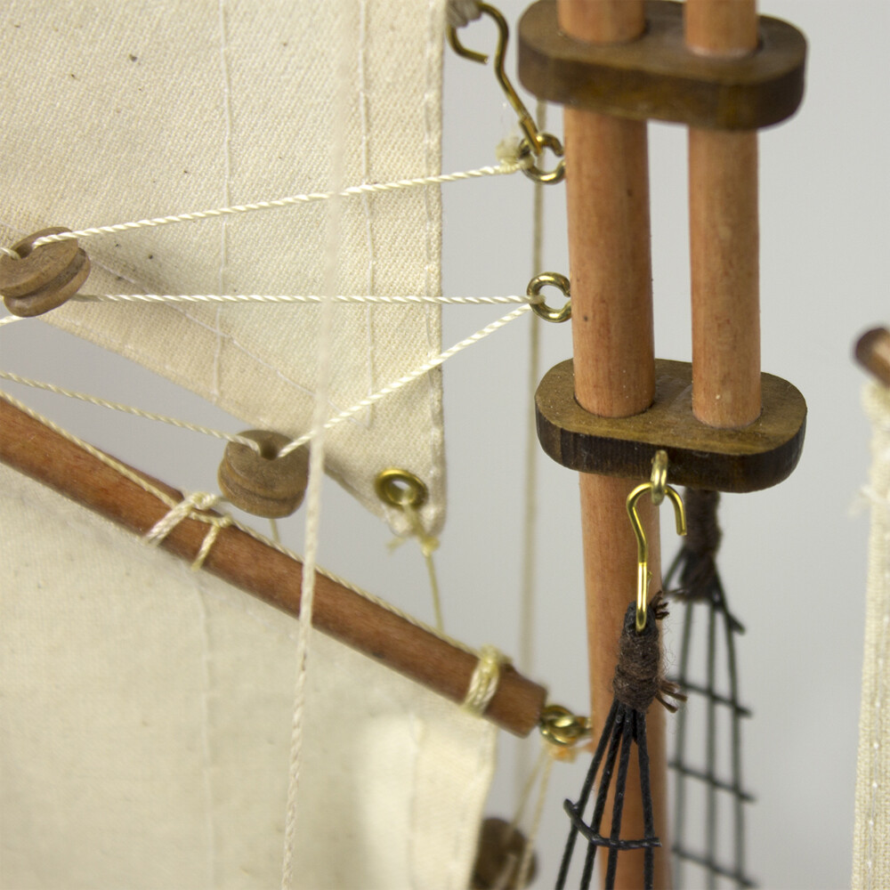 Model Yacht - Atlantic