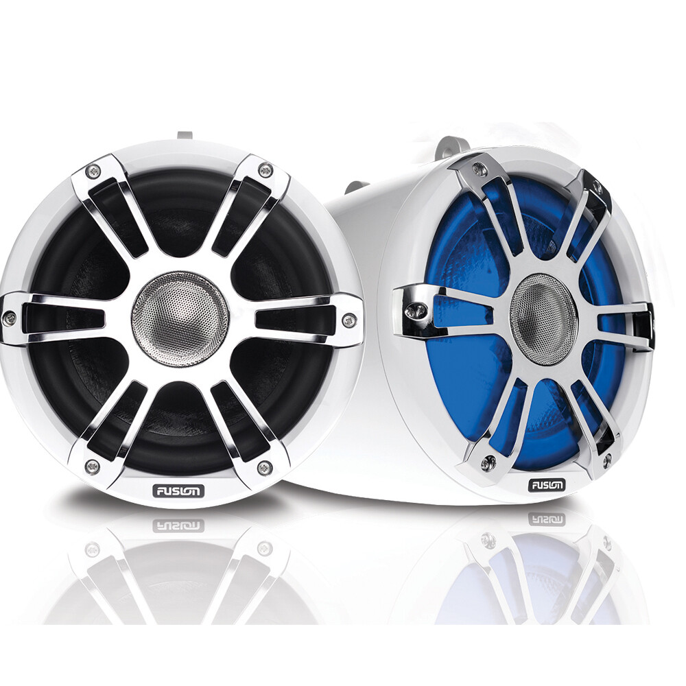 Signature 8.8 Wake Tower Sports Speakers Chrome White