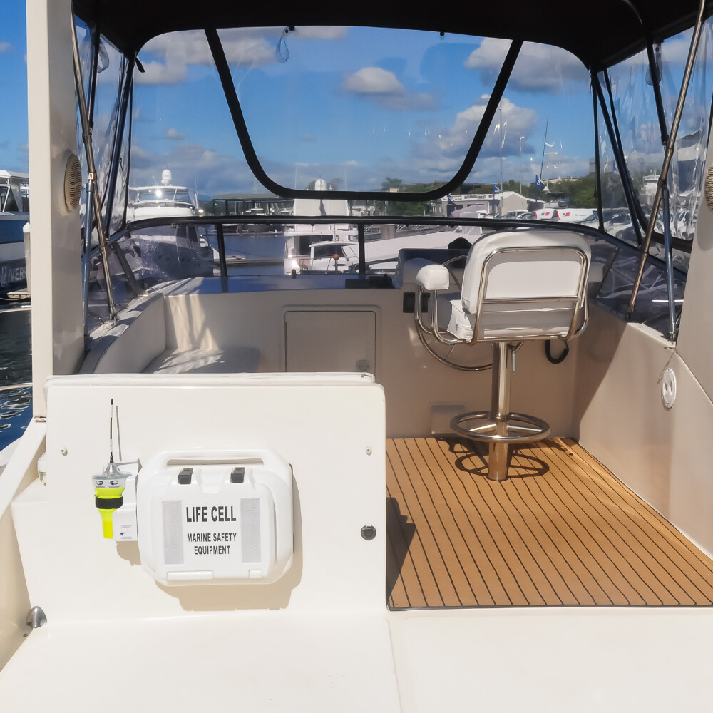 Life Cell Emergency Pod - White