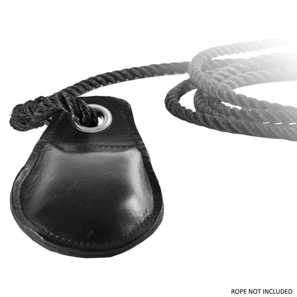 Force 4 Leather Throw Line Pouch with Lead Shot 