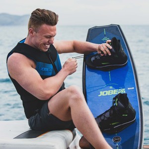 Logo 138 Wakeboard & Maze Bindings Set