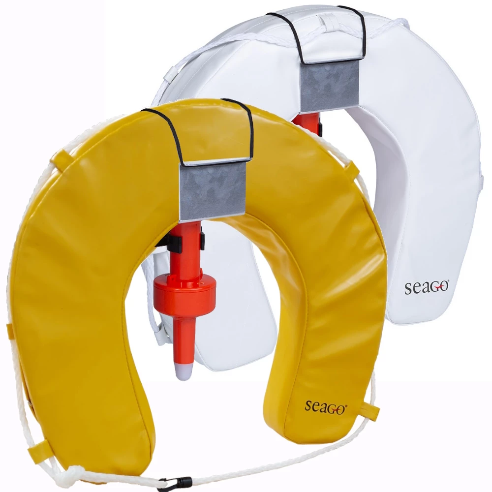 Seago Horseshoe Set with Bracket & Light 