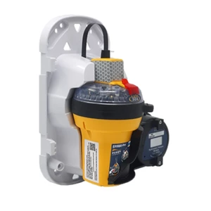 Ocean Signal EPIRB3 PRO Cat.1 EPIRB with Float Free Housing 