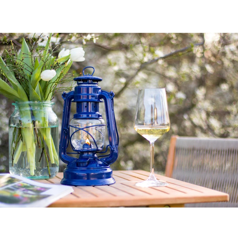 Hurricane Oil Lamp 