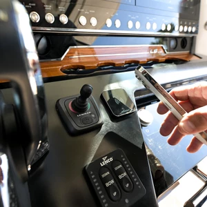 Scanstrut Ultra 15W Qi2 Magnetic Phone Charger 